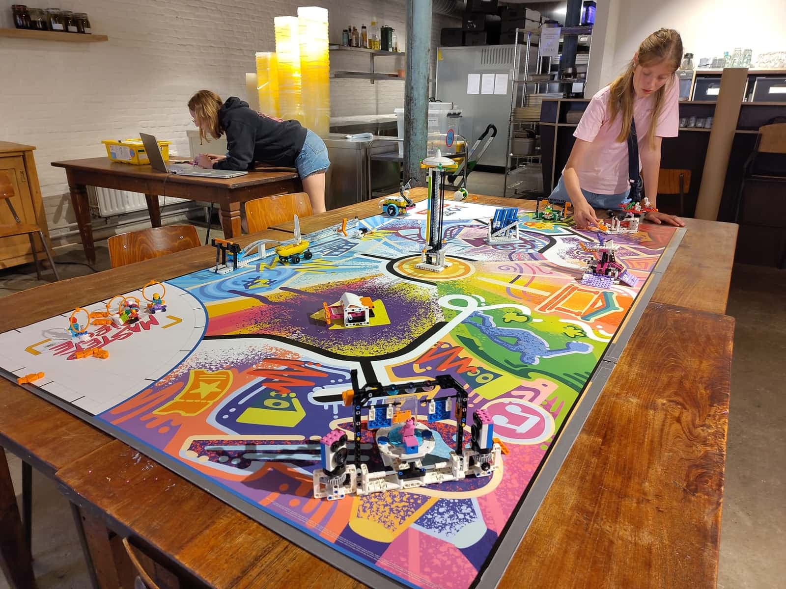 Leerlingen tijdens een workshop